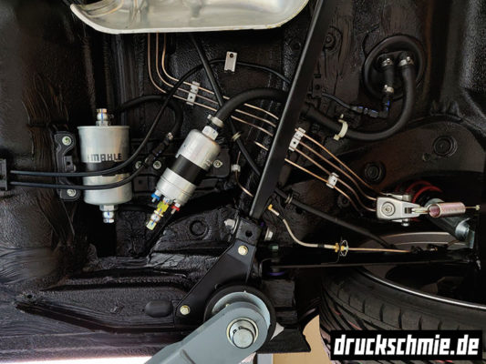 Spritsystem Bosch 044 Kraftstoff Benzin benzinleitungen bremsleitungen sprit unterboden restauration